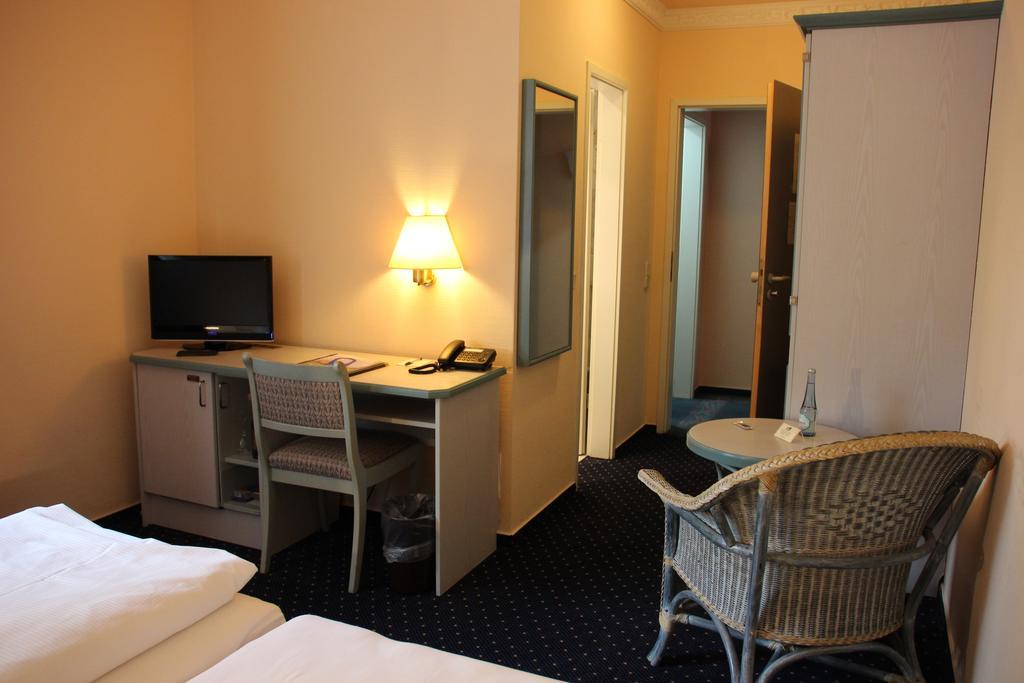 Hotel Nordic นอร์เดอร์ชเตดท์ ภายนอก รูปภาพ