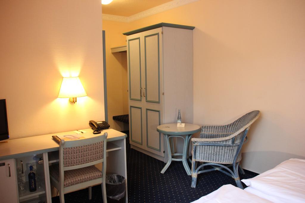 Hotel Nordic นอร์เดอร์ชเตดท์ ภายนอก รูปภาพ