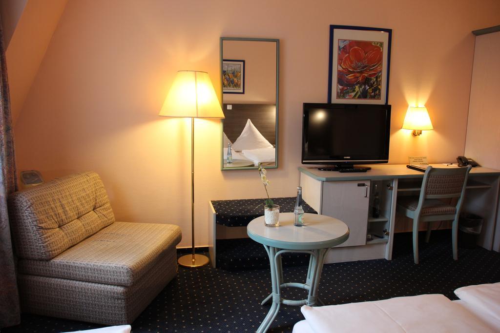 Hotel Nordic นอร์เดอร์ชเตดท์ ภายนอก รูปภาพ