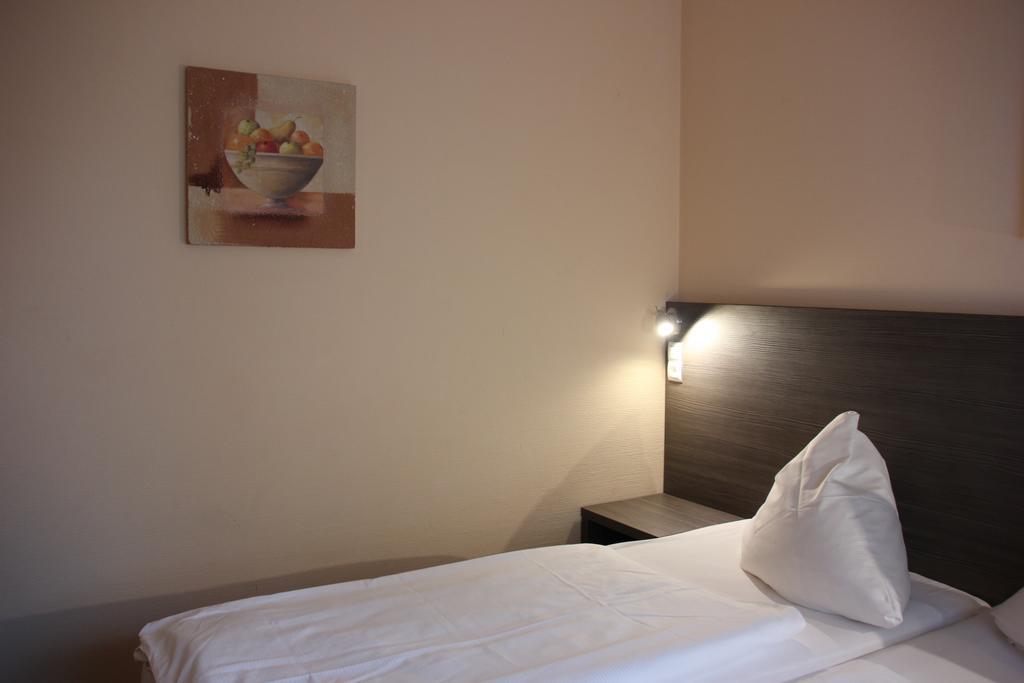 Hotel Nordic นอร์เดอร์ชเตดท์ ภายนอก รูปภาพ