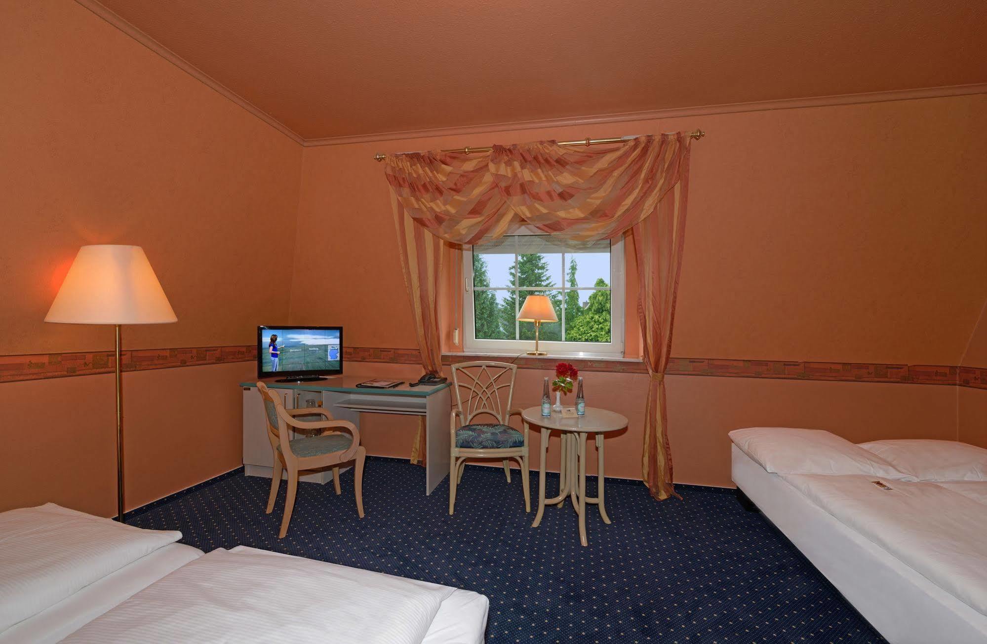 Hotel Nordic นอร์เดอร์ชเตดท์ ภายนอก รูปภาพ